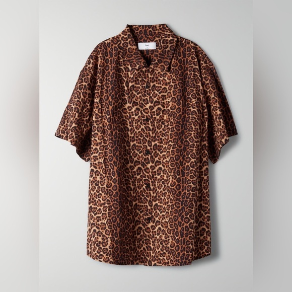TNA (Aritzia) Maverick Button Up Blouse in Leopard. 100% Cotton. - Picture 3 of 11